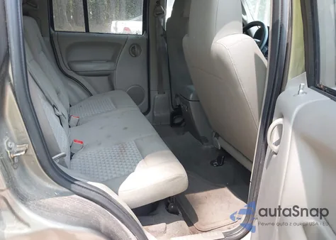 2005 Jeep Liberty Sport from USA, damaged, VIN 1J4GK48K05W520008